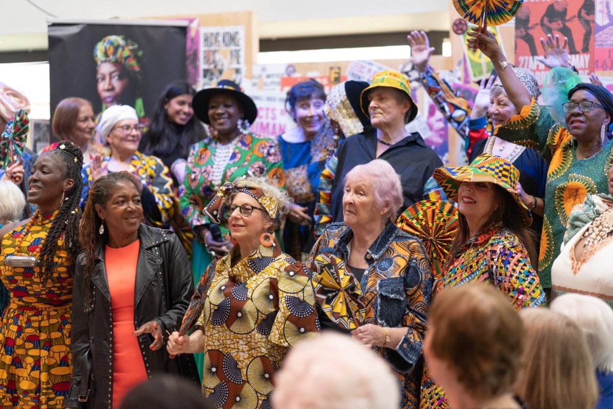 Live Well image of people together