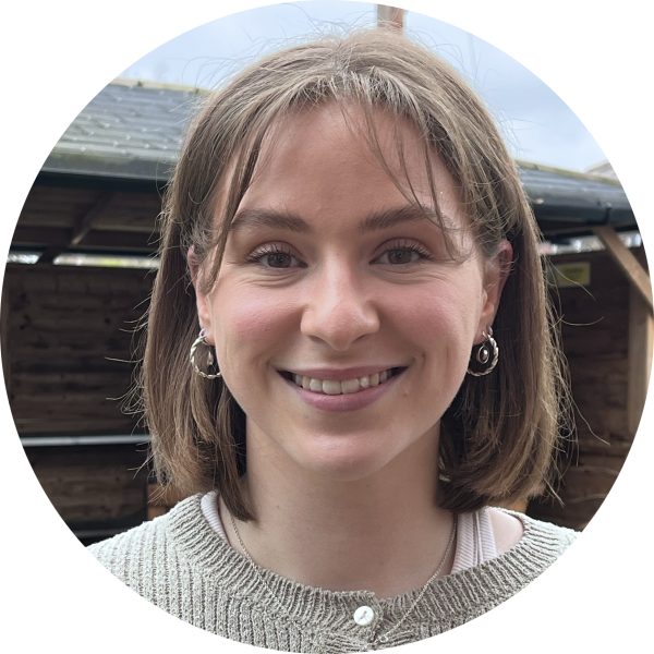 Photo of Alexandra Angell